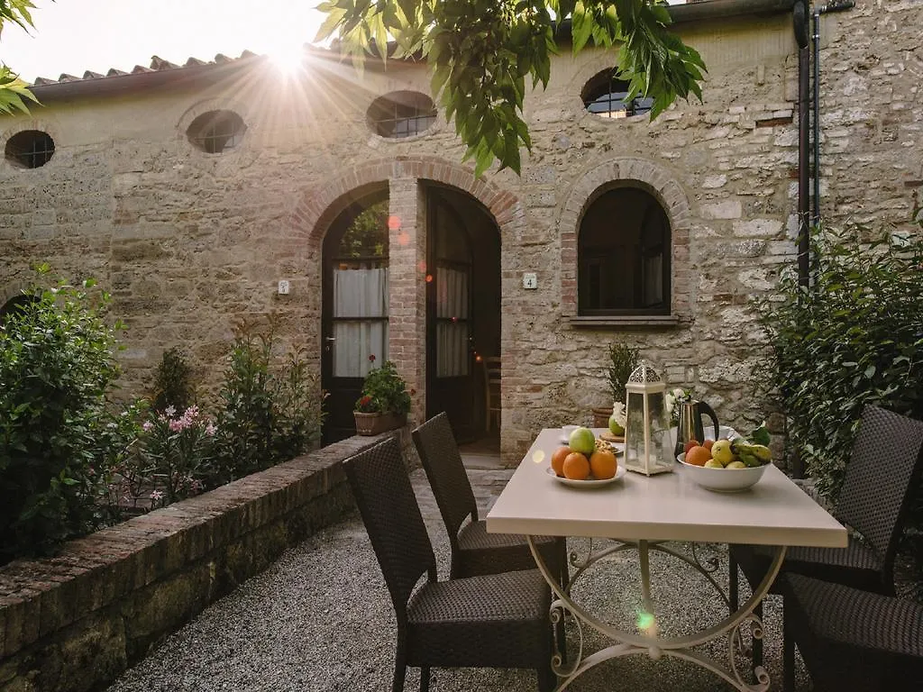 Tenuta Quarrata Capannoli 2*,